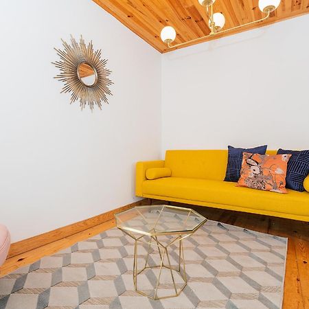 River View 1Bdr Apt In Alfama Close To Tram Lisboa Extérieur photo
