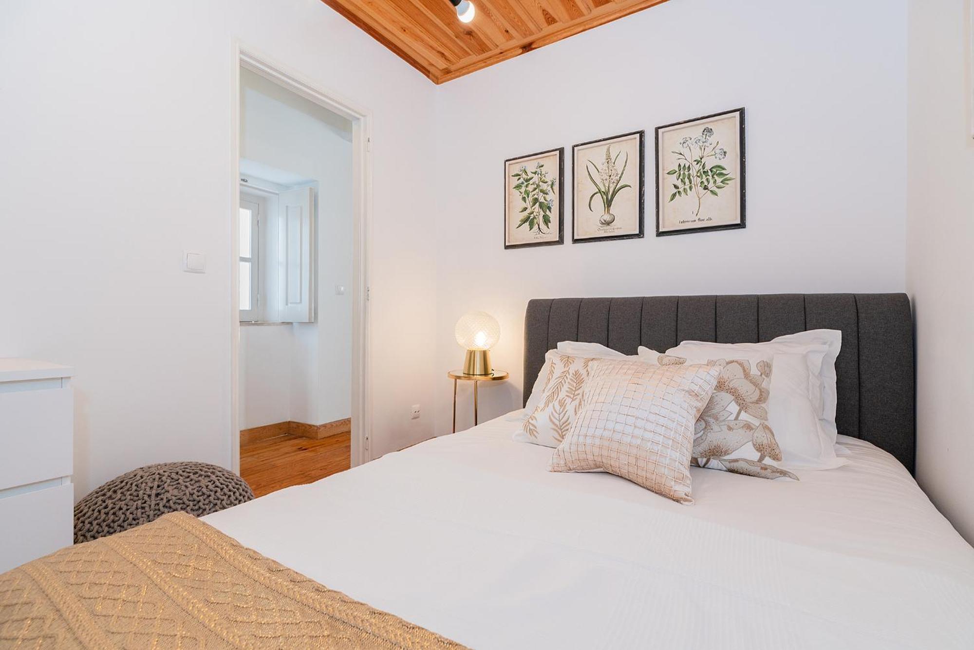 River View 1Bdr Apt In Alfama Close To Tram Lisboa Extérieur photo
